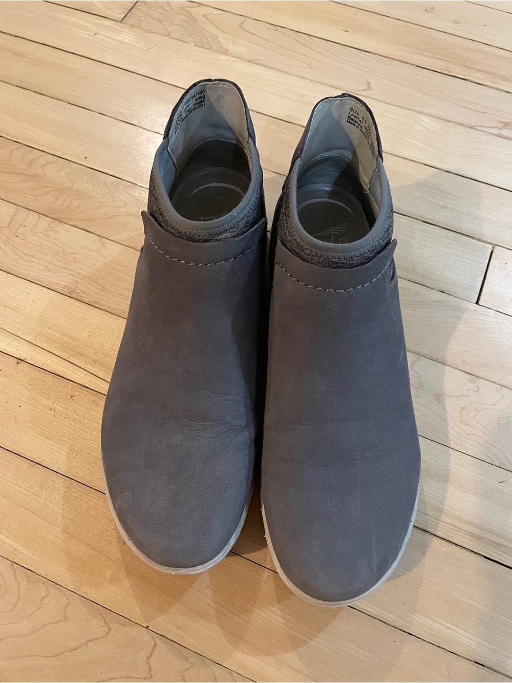 Dansko Lizette 41 Women's Gray Nubuck Ankle Booties